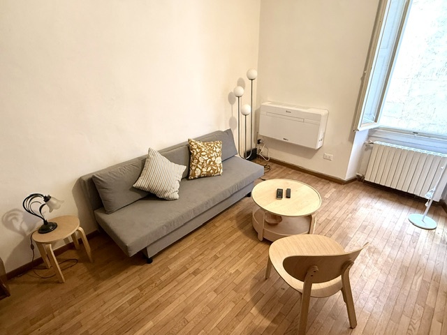 Monolocale arredato in affitto a Firenze