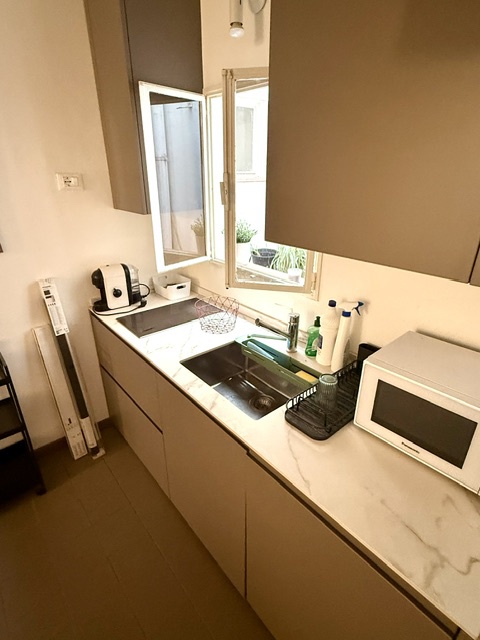 Monolocale arredato in affitto a Firenze