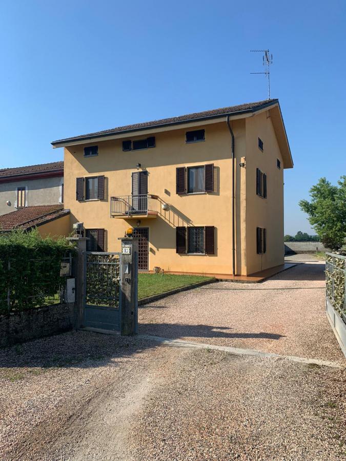 Casa indipendente con giardino a Pomaro Monferrato in strada san zeno - 01