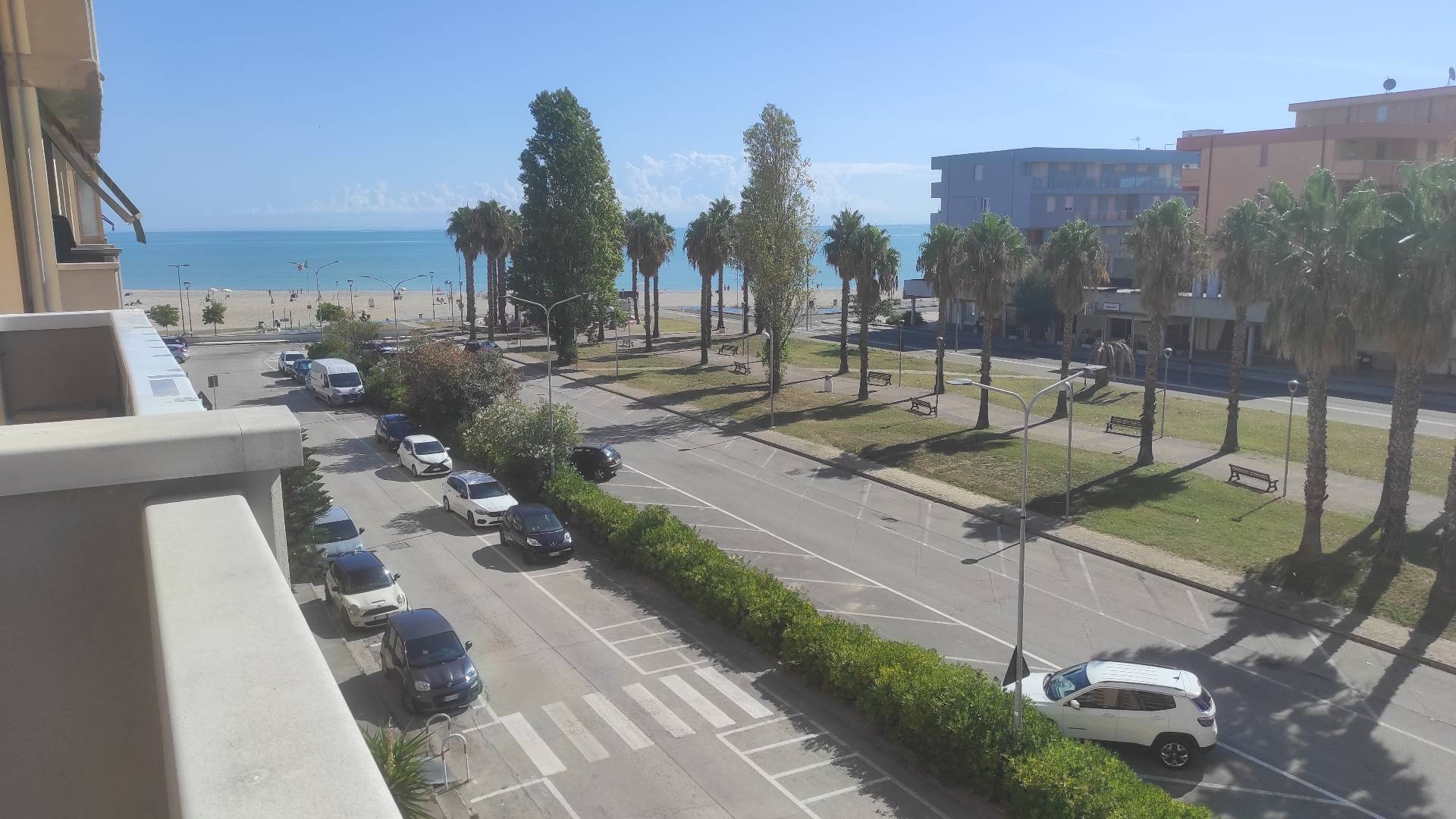 Bilocale 300 metri dal mare in vendita a Fermo