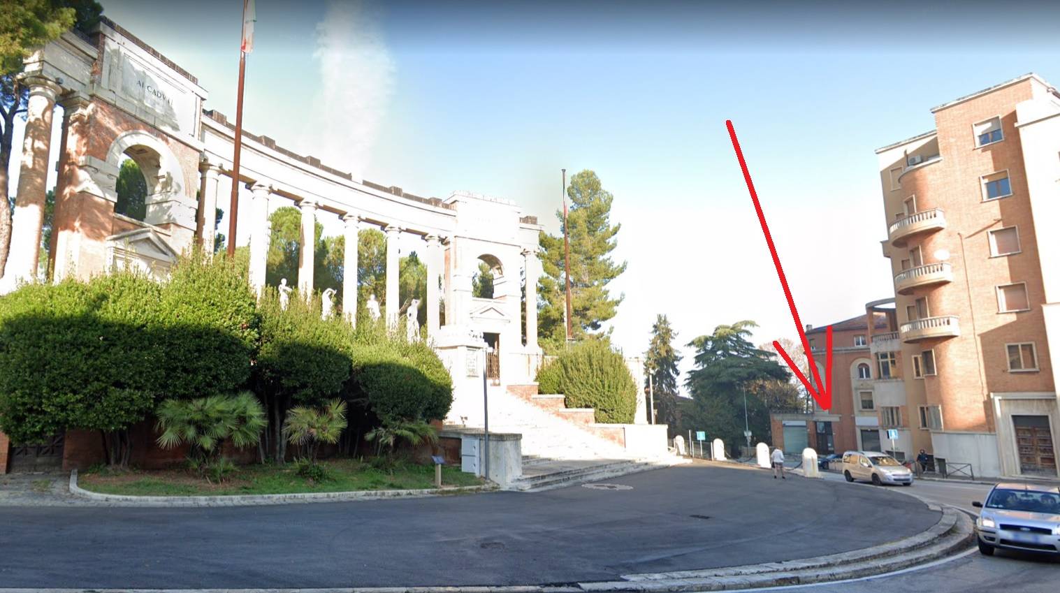 LOCALE COMMERCIALE in vendita a Macerata