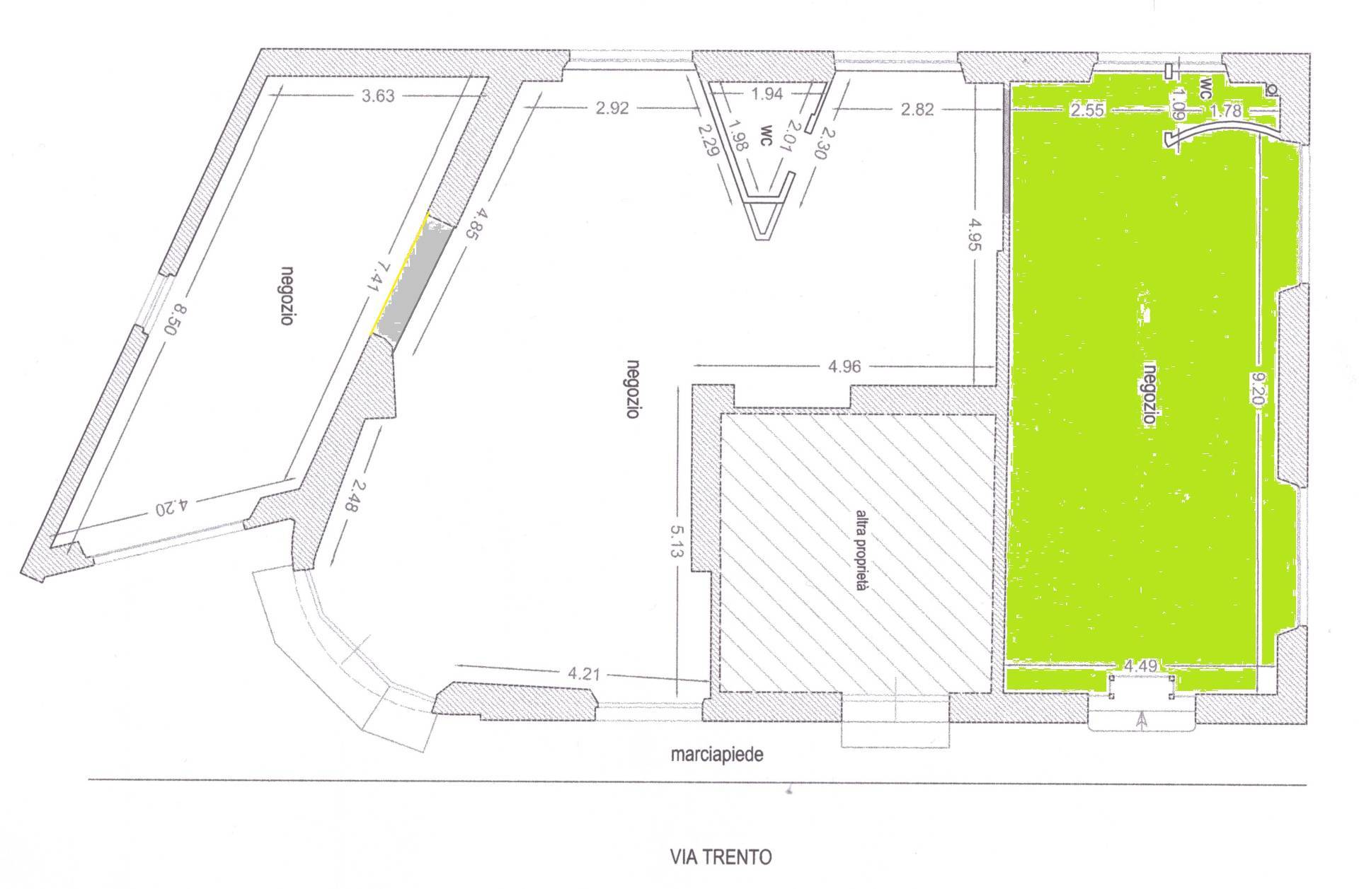 LOCALE COMMERCIALE in vendita a Macerata