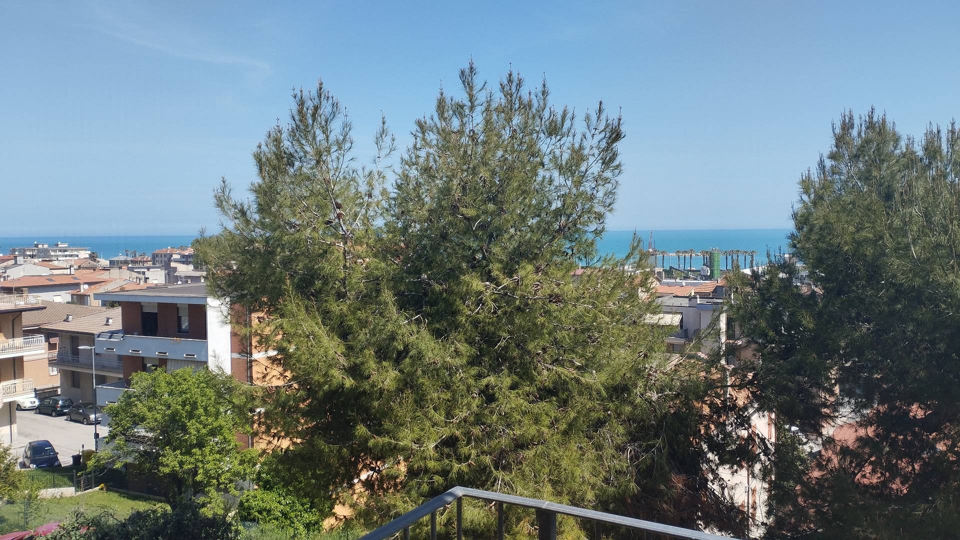 APPARTAMENTO GRANDE E LUMINOSO in vendita a Porto Sant'Elpidio