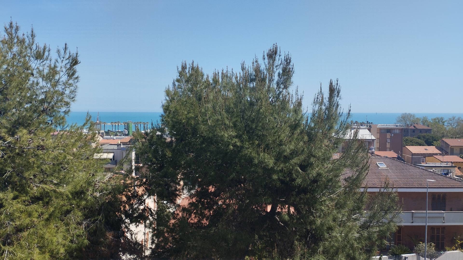 APPARTAMENTO GRANDE E LUMINOSO in vendita a Porto Sant'Elpidio