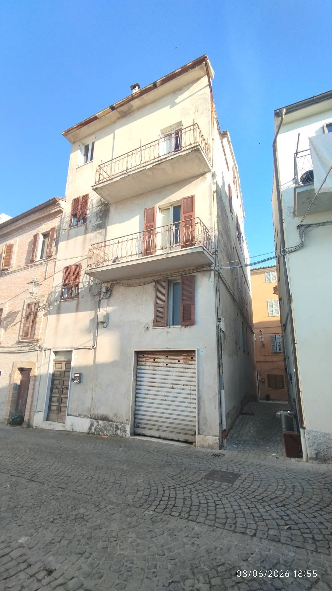 TERRATETTO LIBERO SU TRE LATI in vendita a Torre San Patrizio