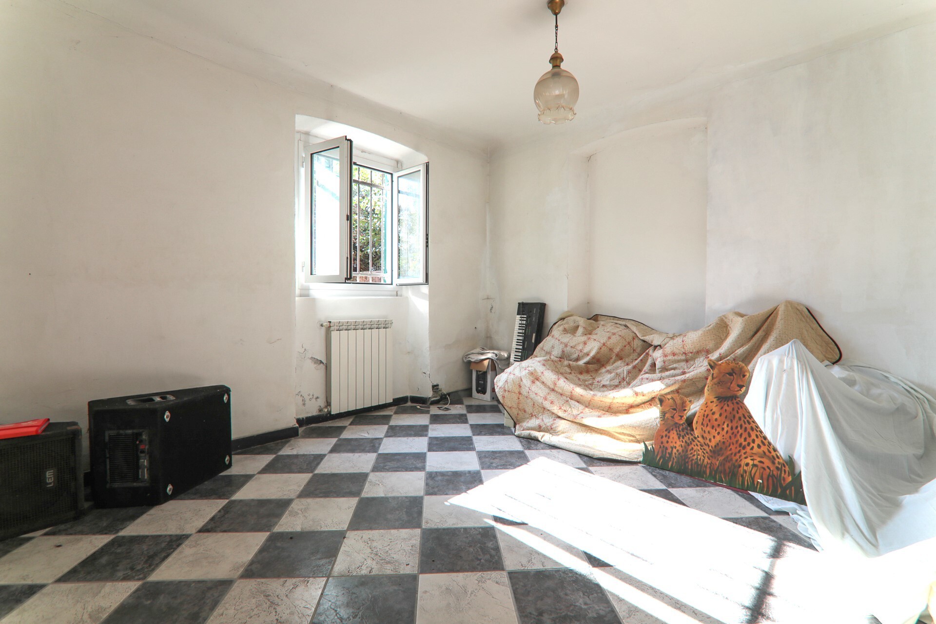 Casa indipendente con giardino in via rocca dei corvi, Genova