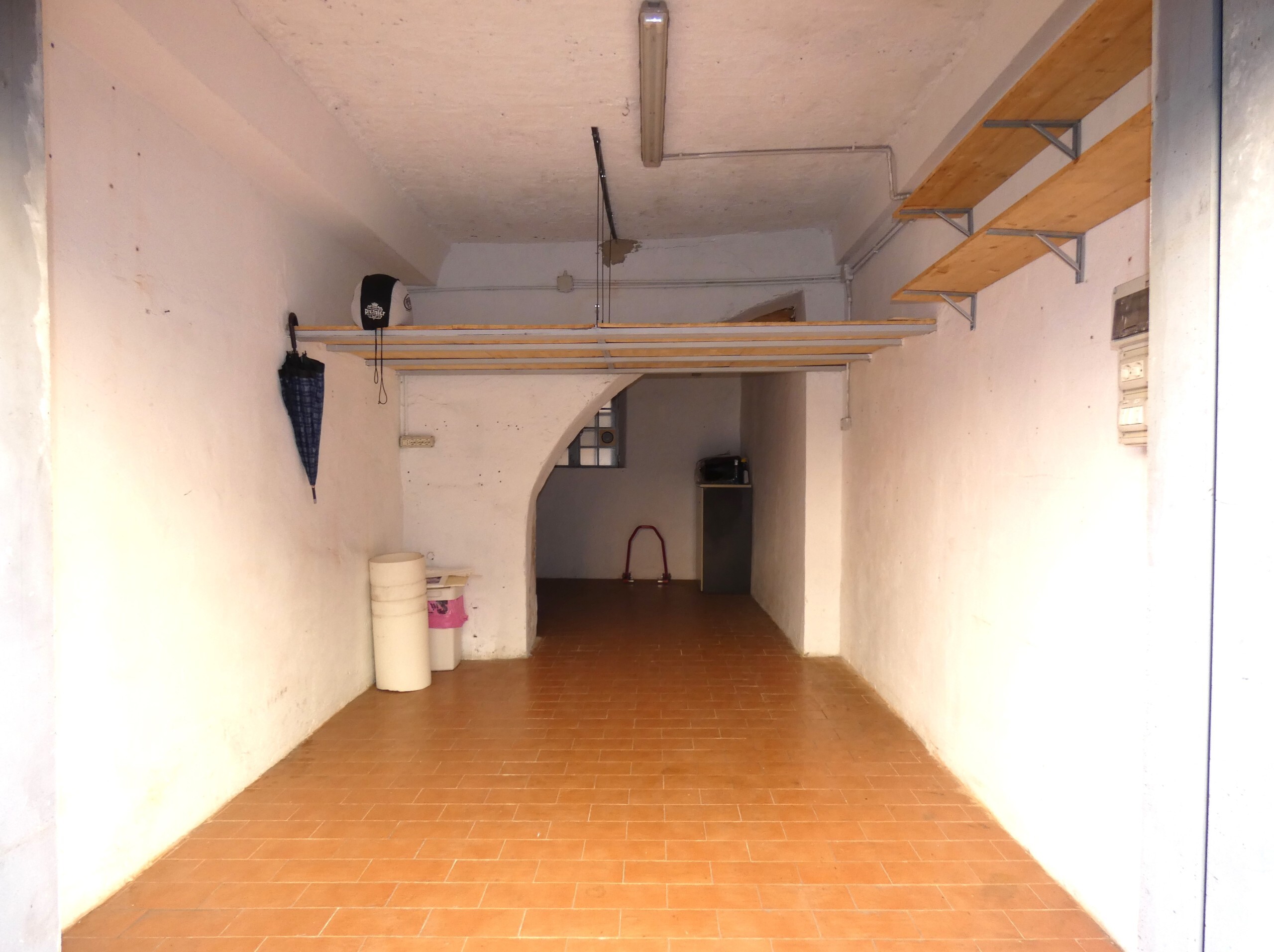 Box/Garage 31mq in vendita in via walter fillak, Genova