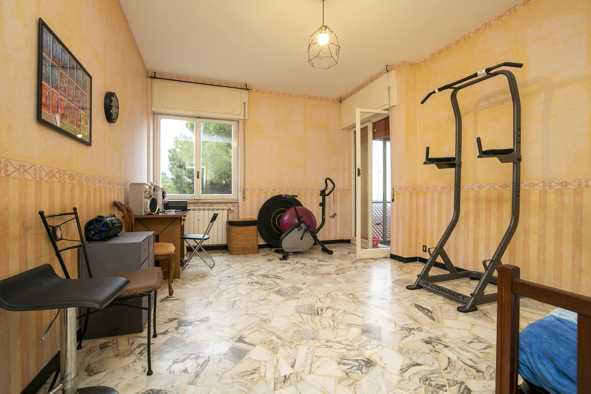 Appartamento con giardino in via san marino, Genova