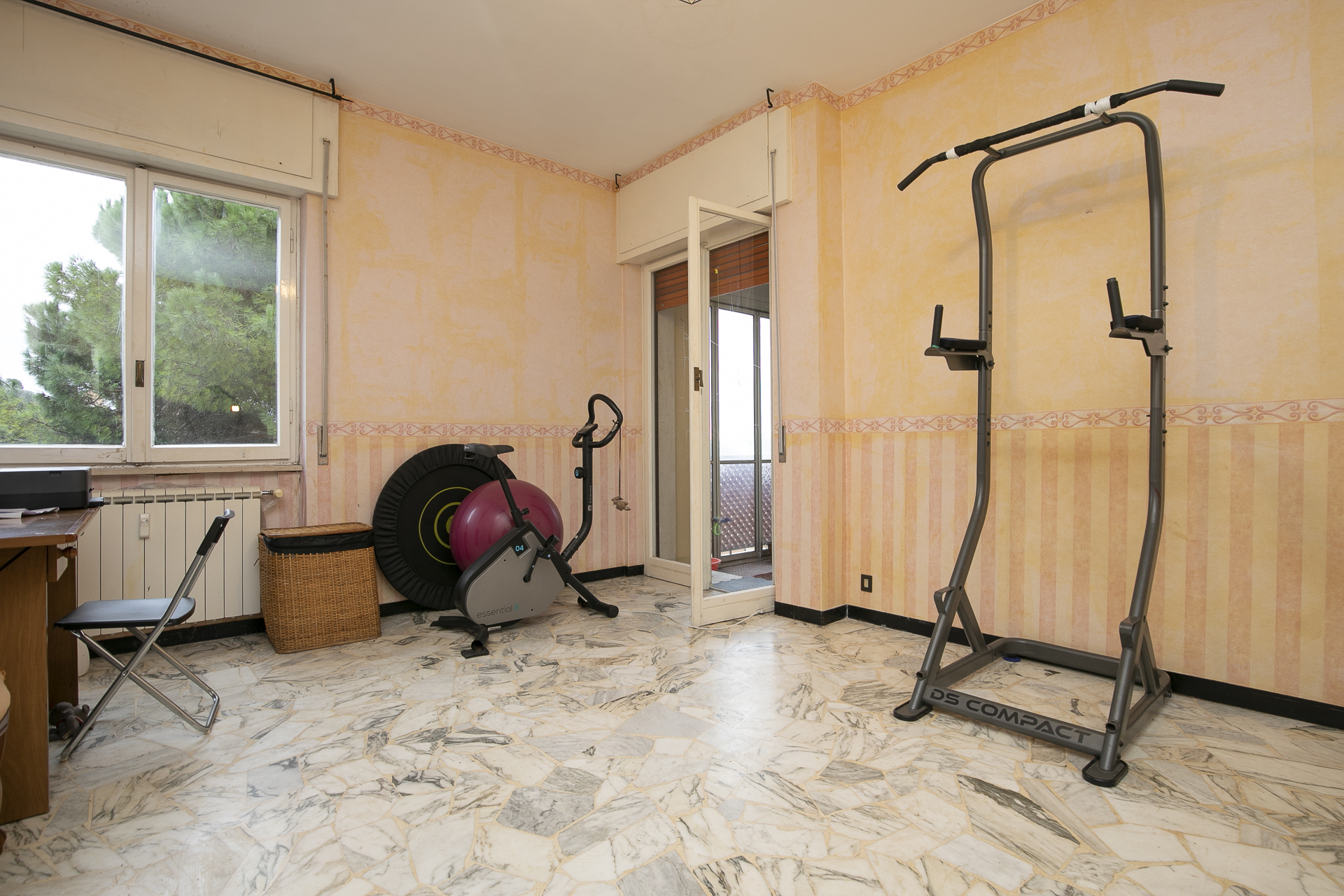 Appartamento con giardino in via san marino, Genova