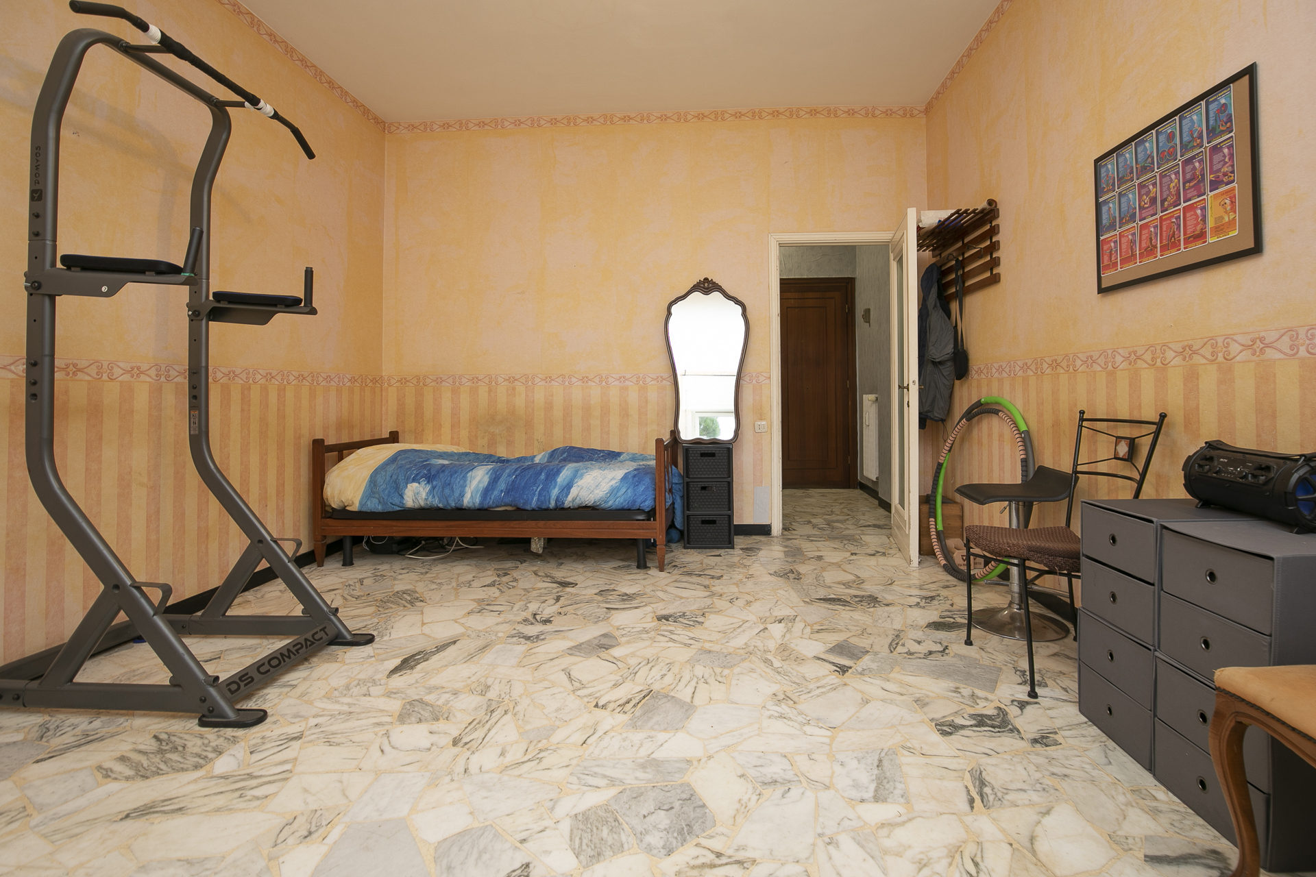 Appartamento con giardino in via san marino, Genova