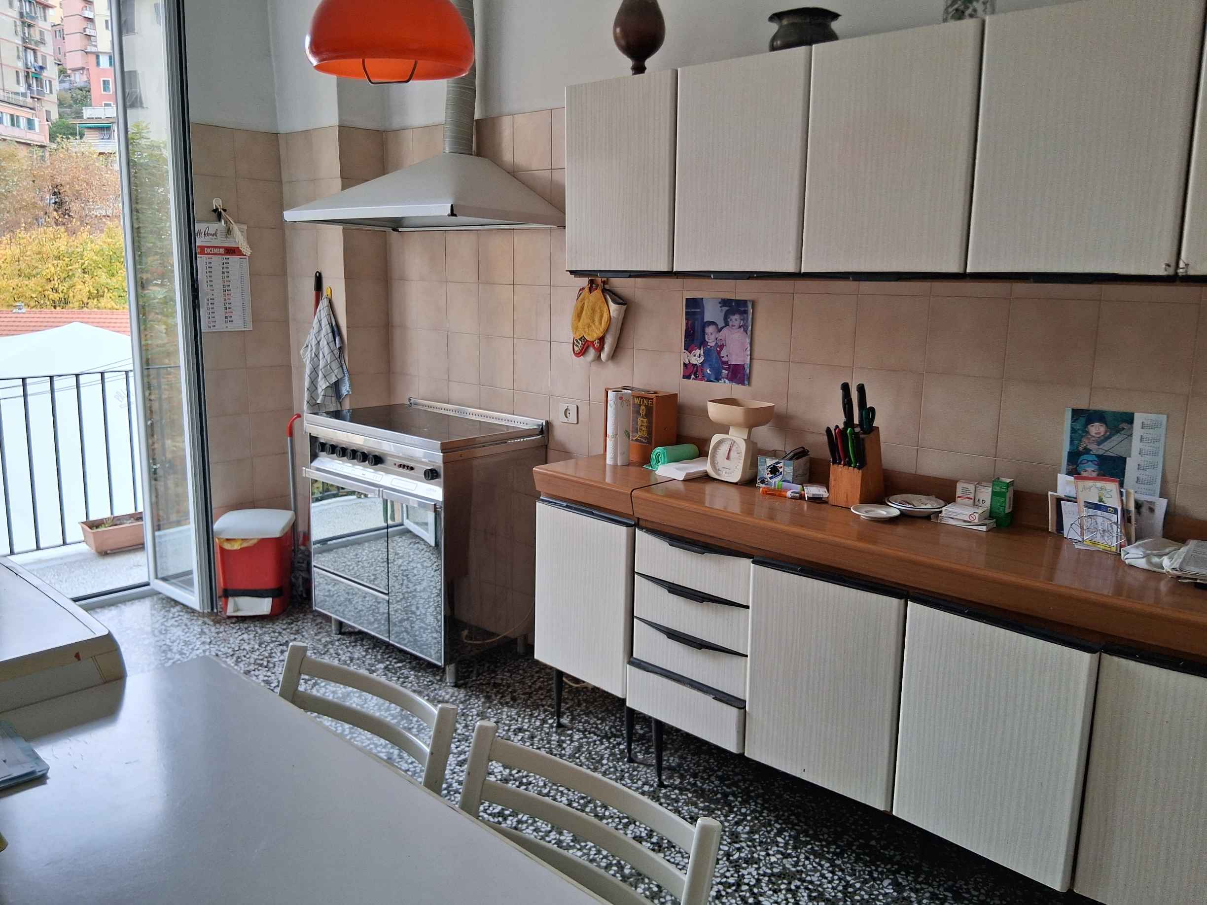 Appartamento in vendita in via bonifacio, Genova