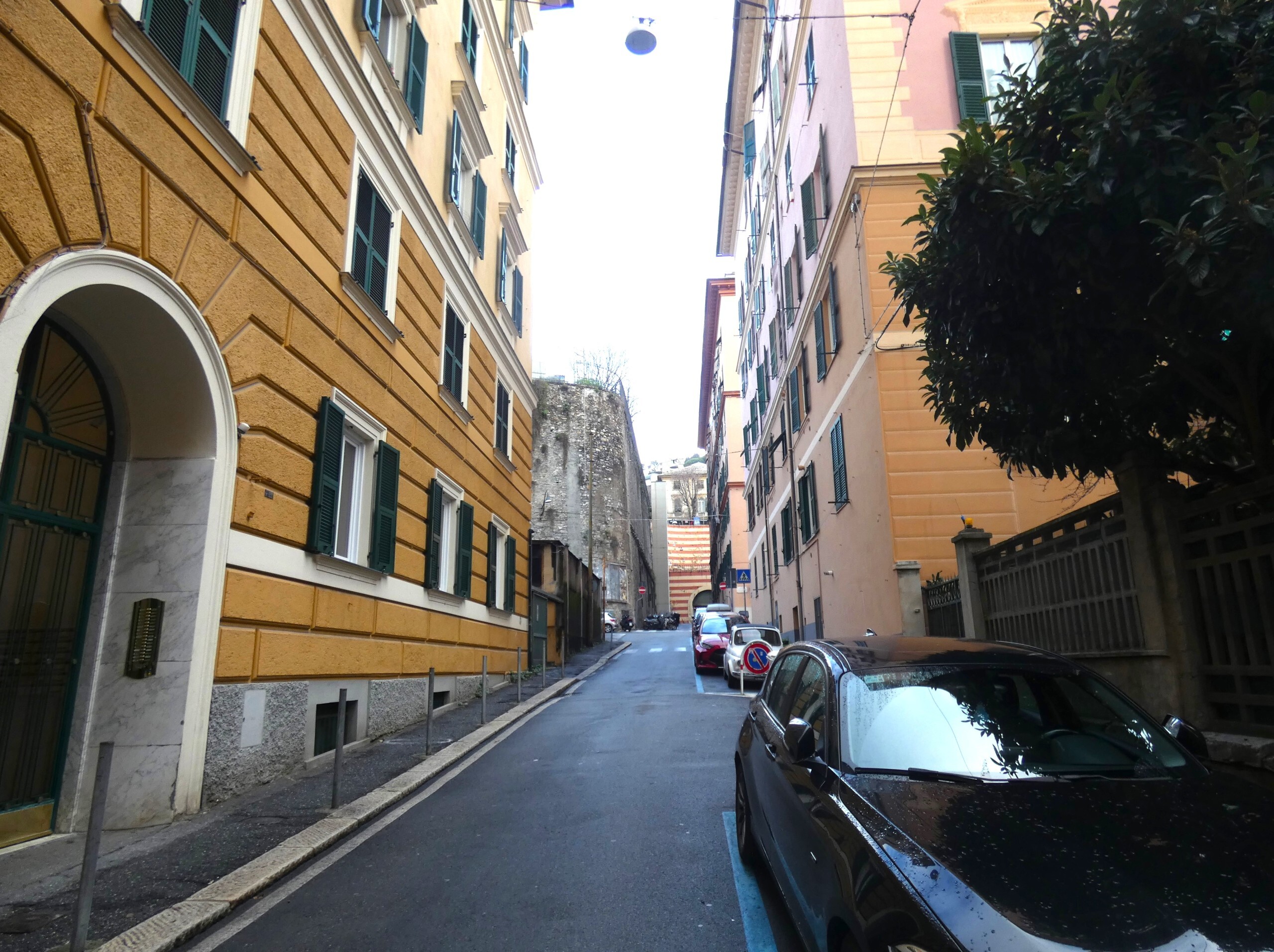 Magazzino in vendita in via goito, Genova