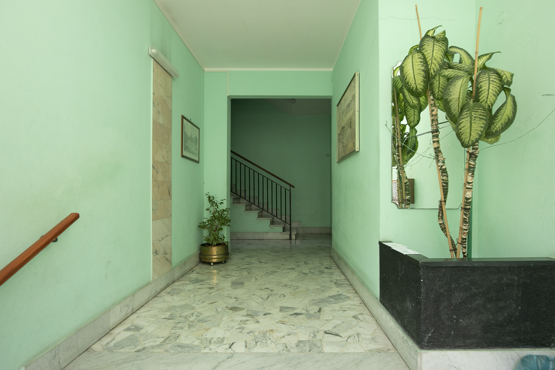 Appartamento con terrazzo in via sant'alberto, Genova