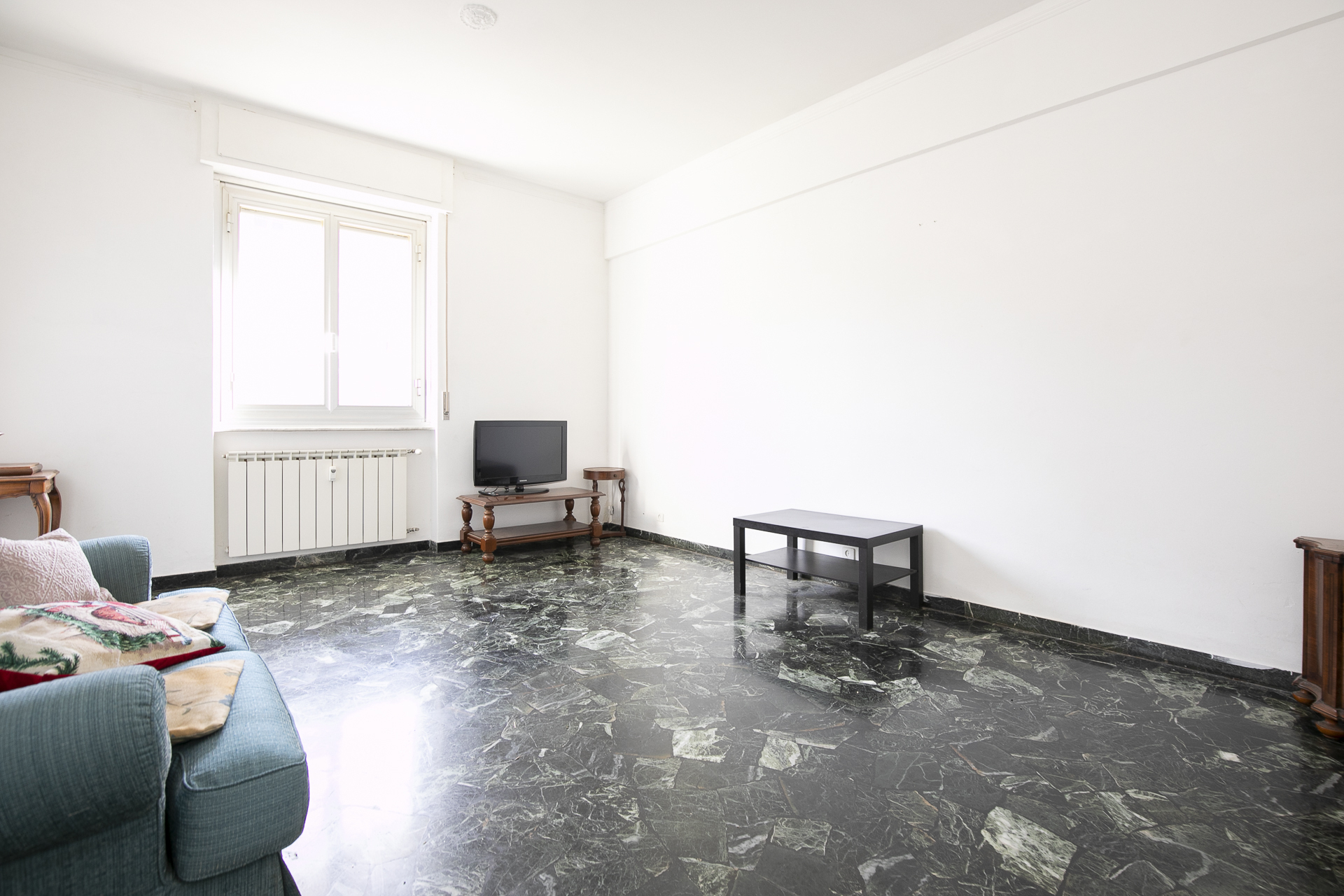 Appartamento con terrazzo in via sant'alberto, Genova
