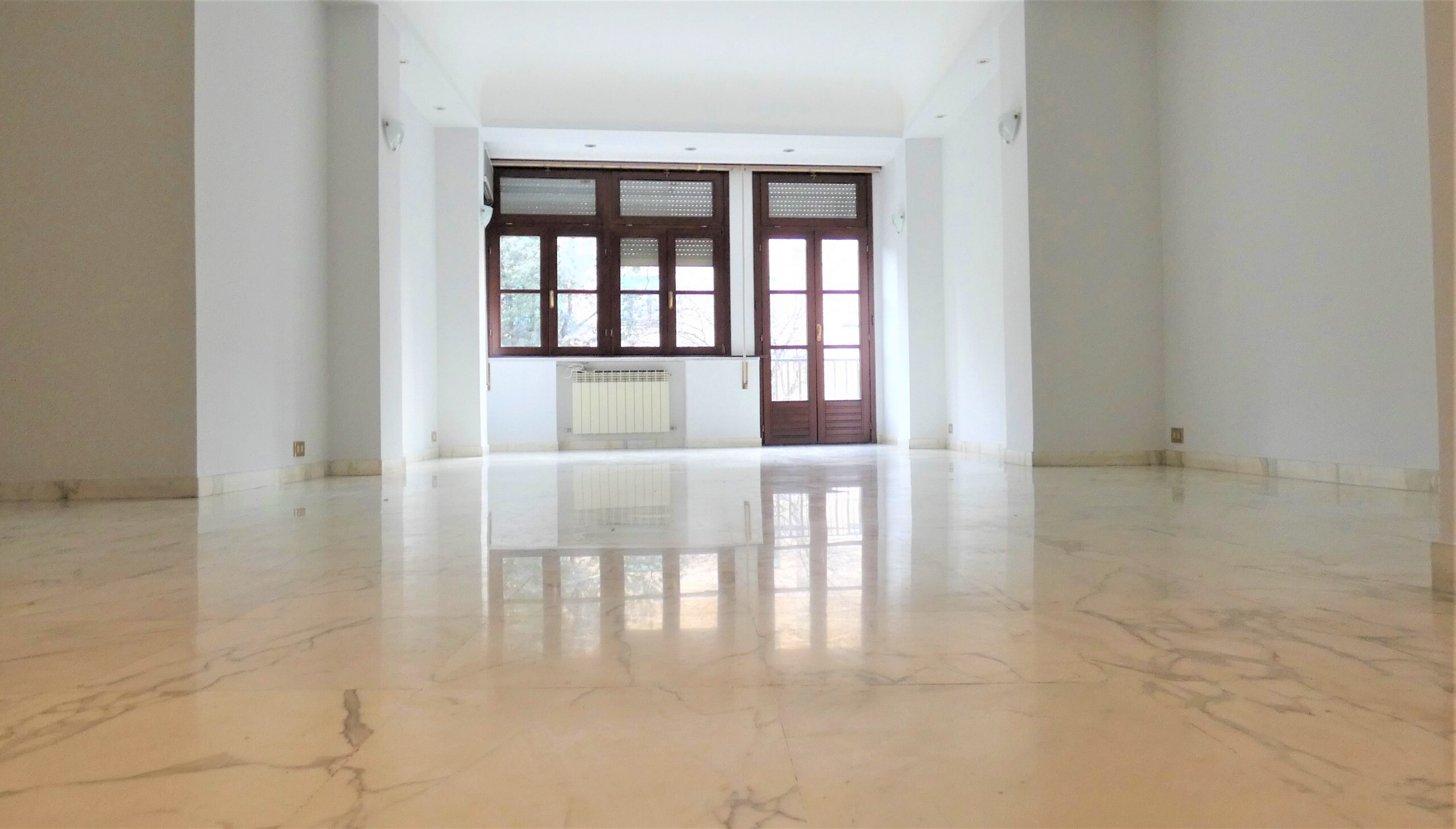 Appartamento con terrazzo in via de gaspari, Genova