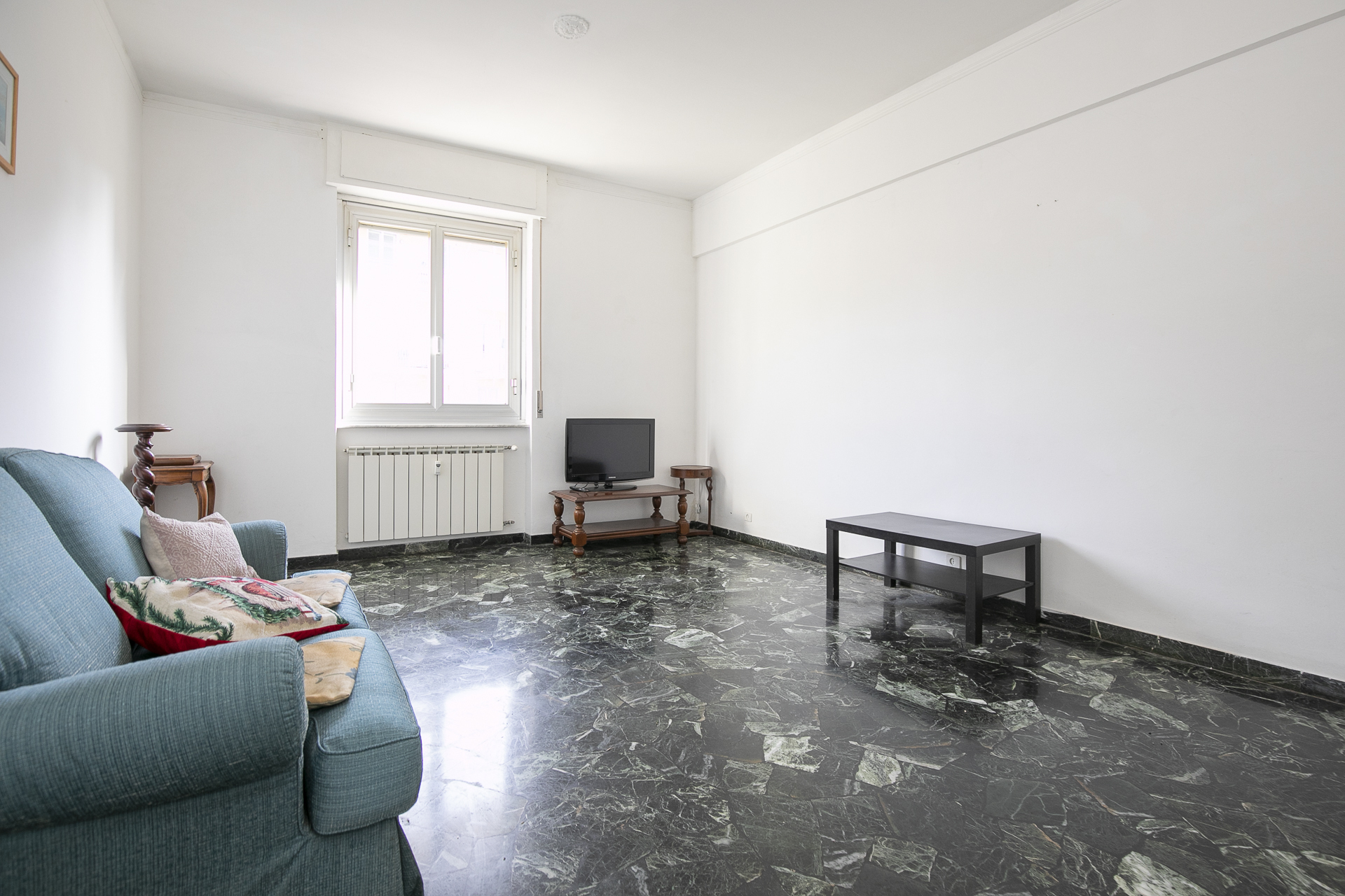 Appartamento con terrazzo in via sant'alberto, Genova