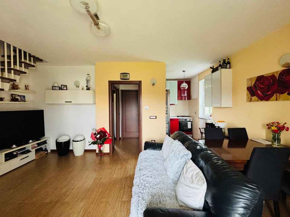 Appartamento ristrutturato in localit� piovera 60, Stazzano