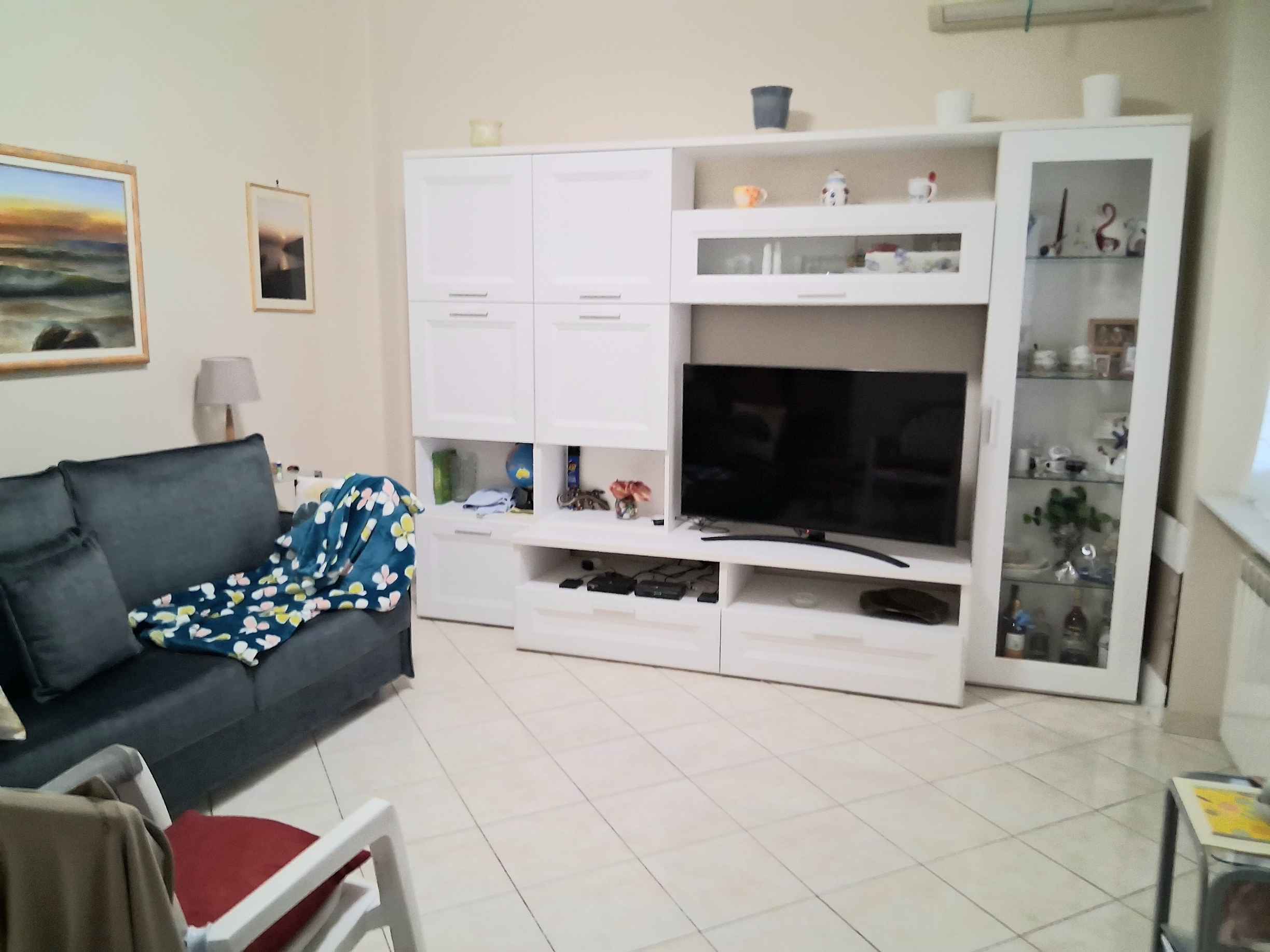 Quadrilocale ristrutturato in corso alessandro de stefanis, Genova