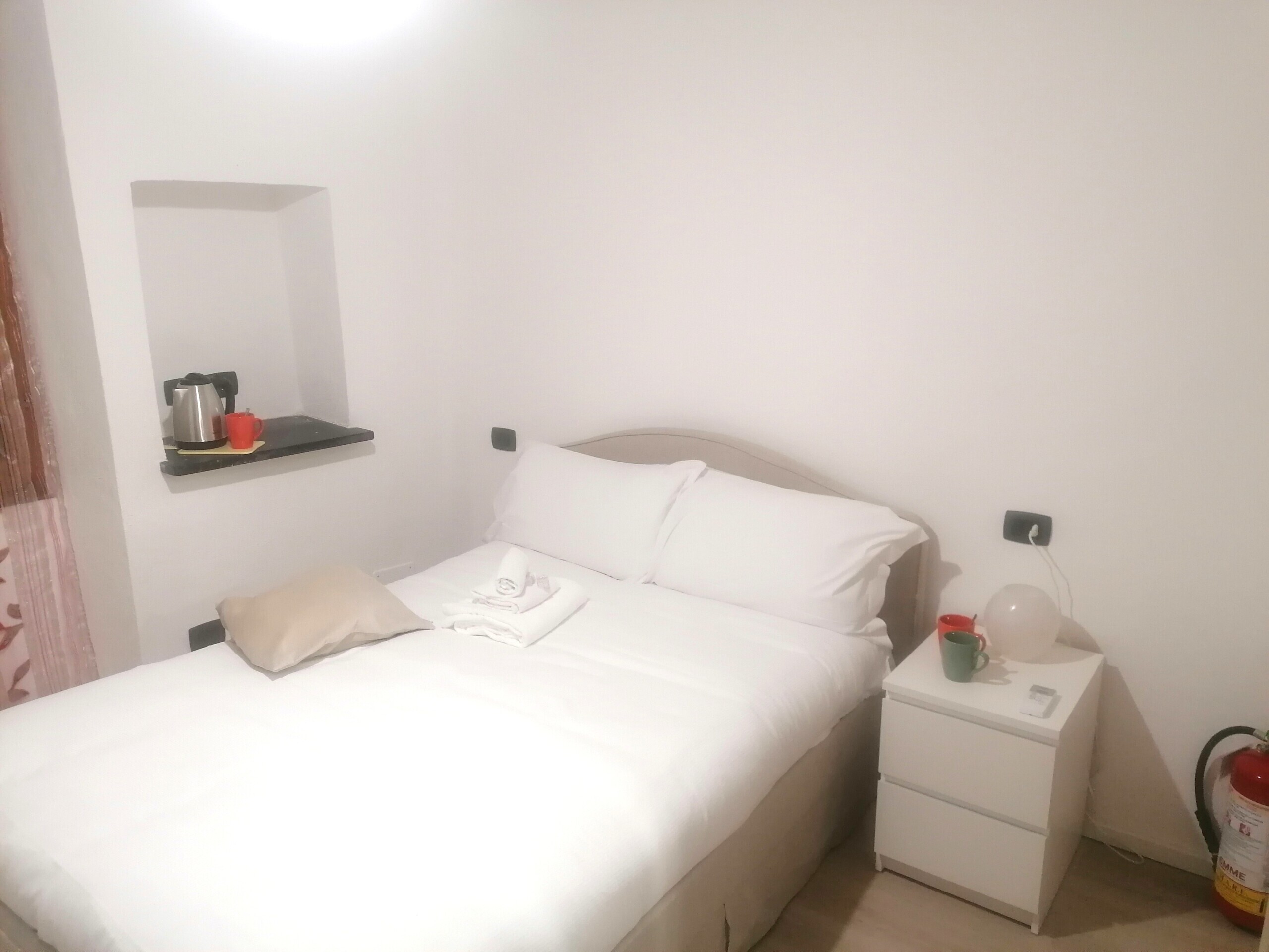 Bilocale ristrutturato in vico salvaghi, Genova