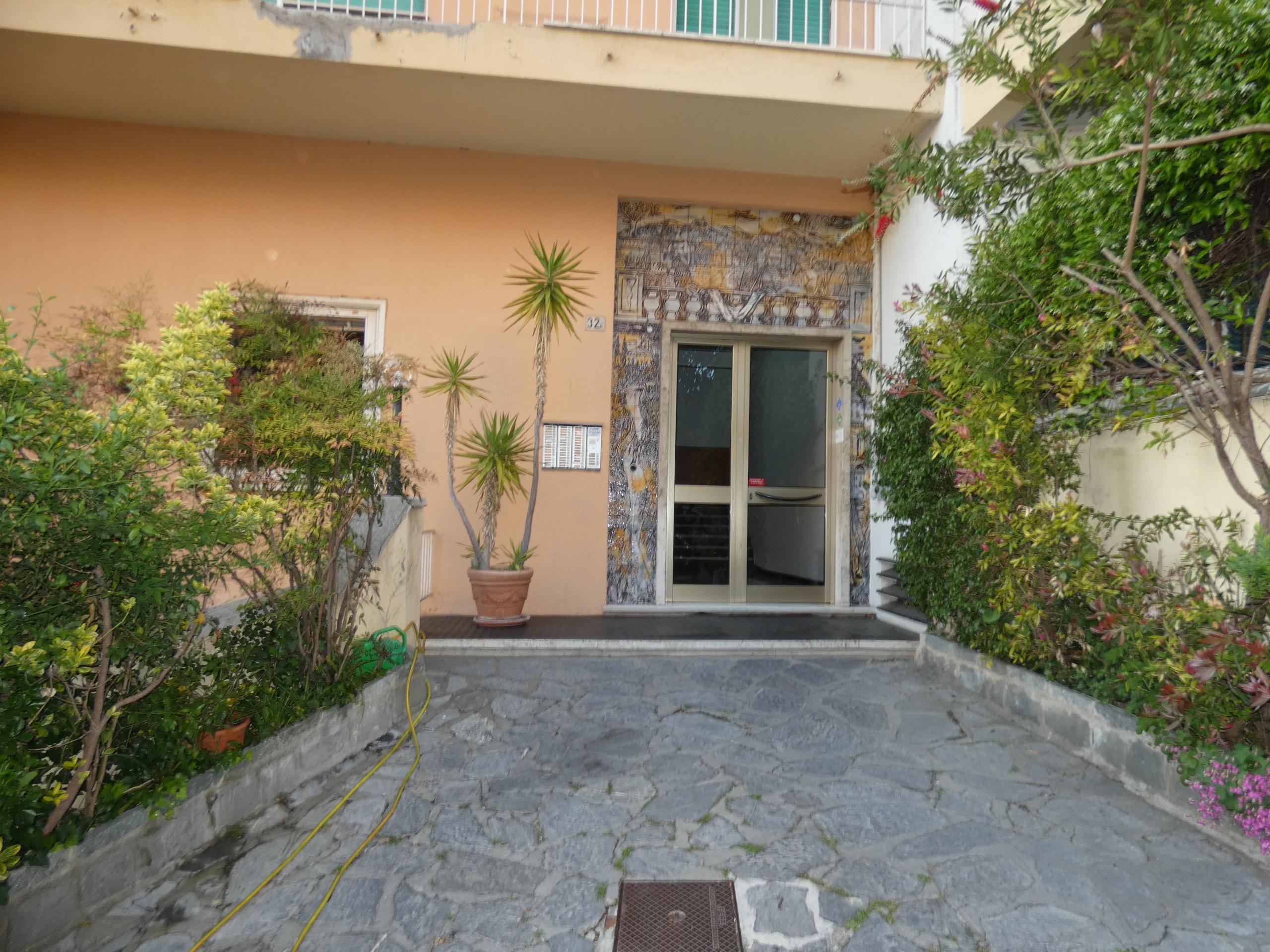 Bilocale in affitto in via montallegro 32a, Genova