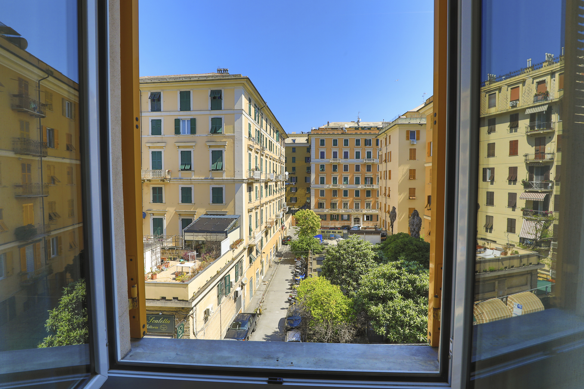 Appartamento da ristrutturare in via trebisonda, Genova