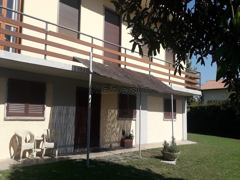 Casa indipendente con giardino a Forte dei Marmi