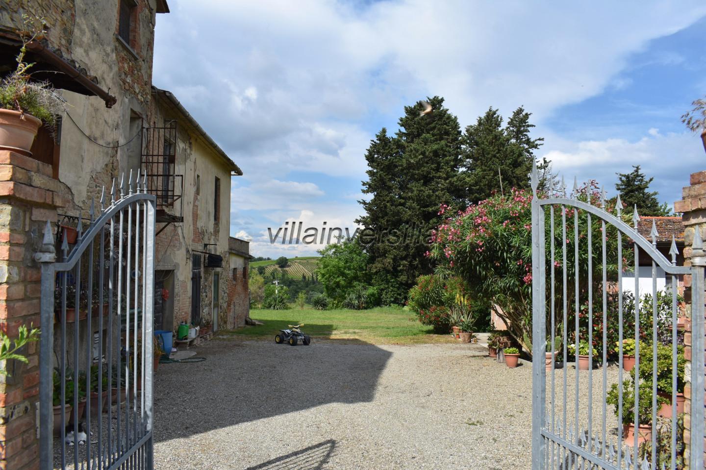 Casa indipendente con giardino a Gambassi Terme