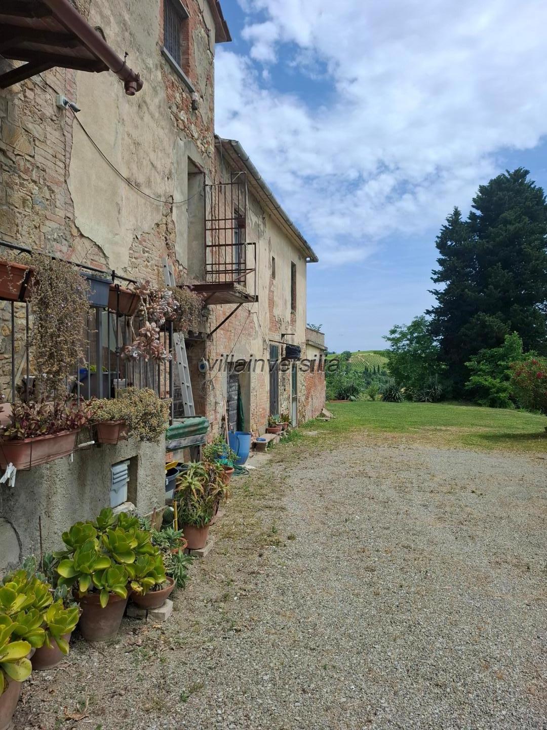 Rustico con giardino a Gambassi Terme