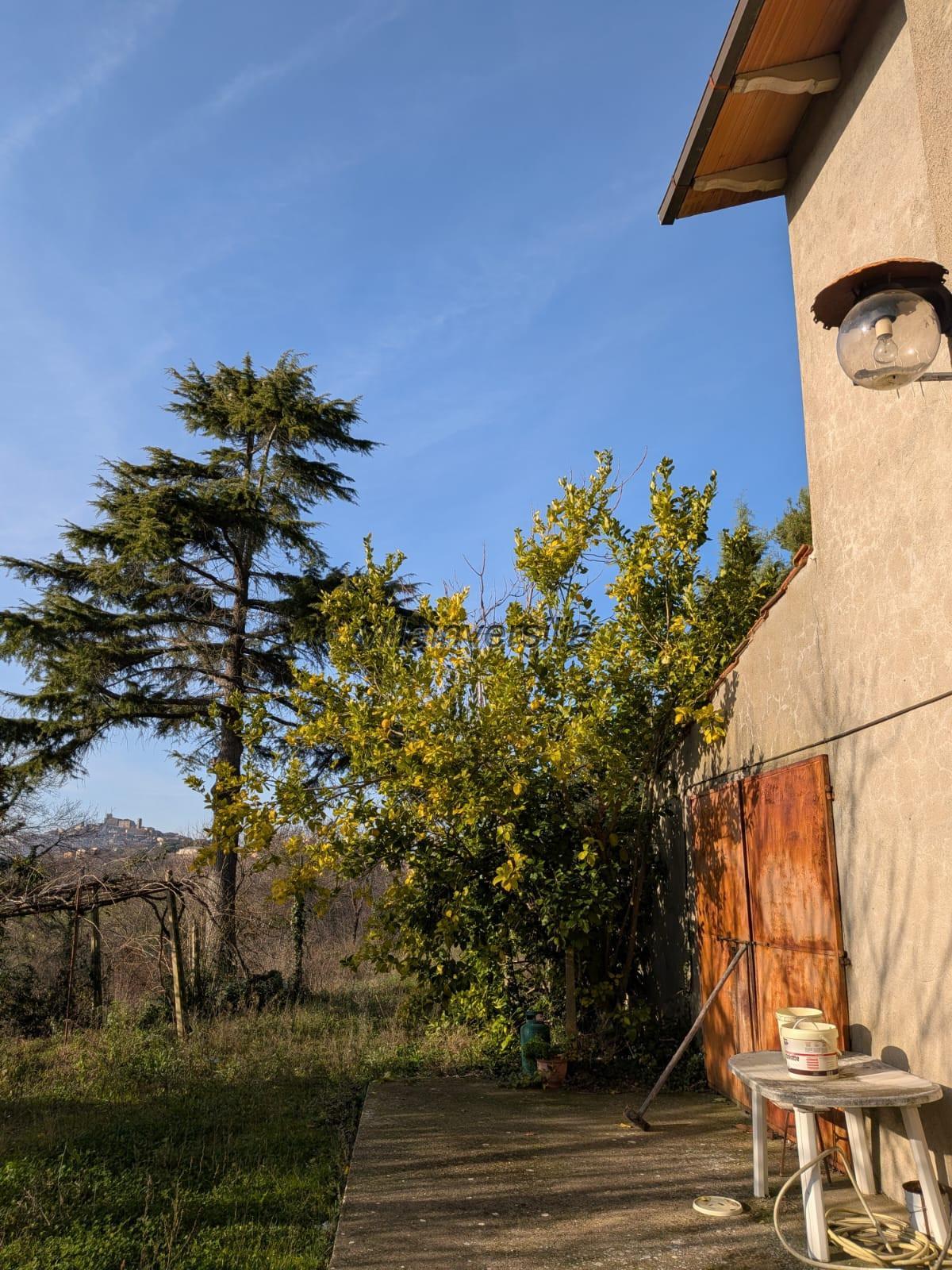 Casa indipendente da ristrutturare a Manciano