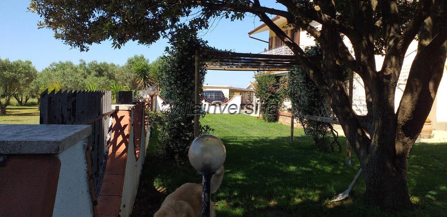 Villa con giardino a Magliano in Toscana