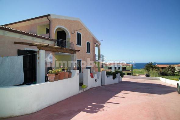 Villa con giardino a Valledoria