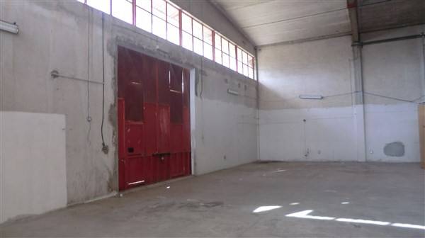 Capannone in vendita a Sestu