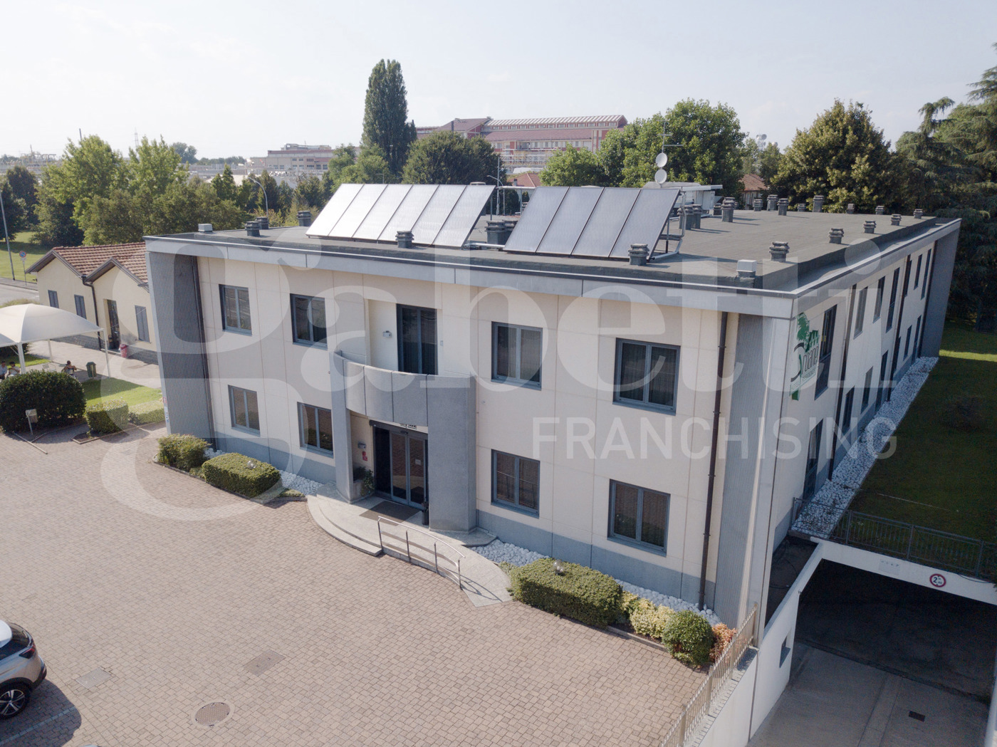 Attivit commerciale Albergo in vendita a Cesano Maderno