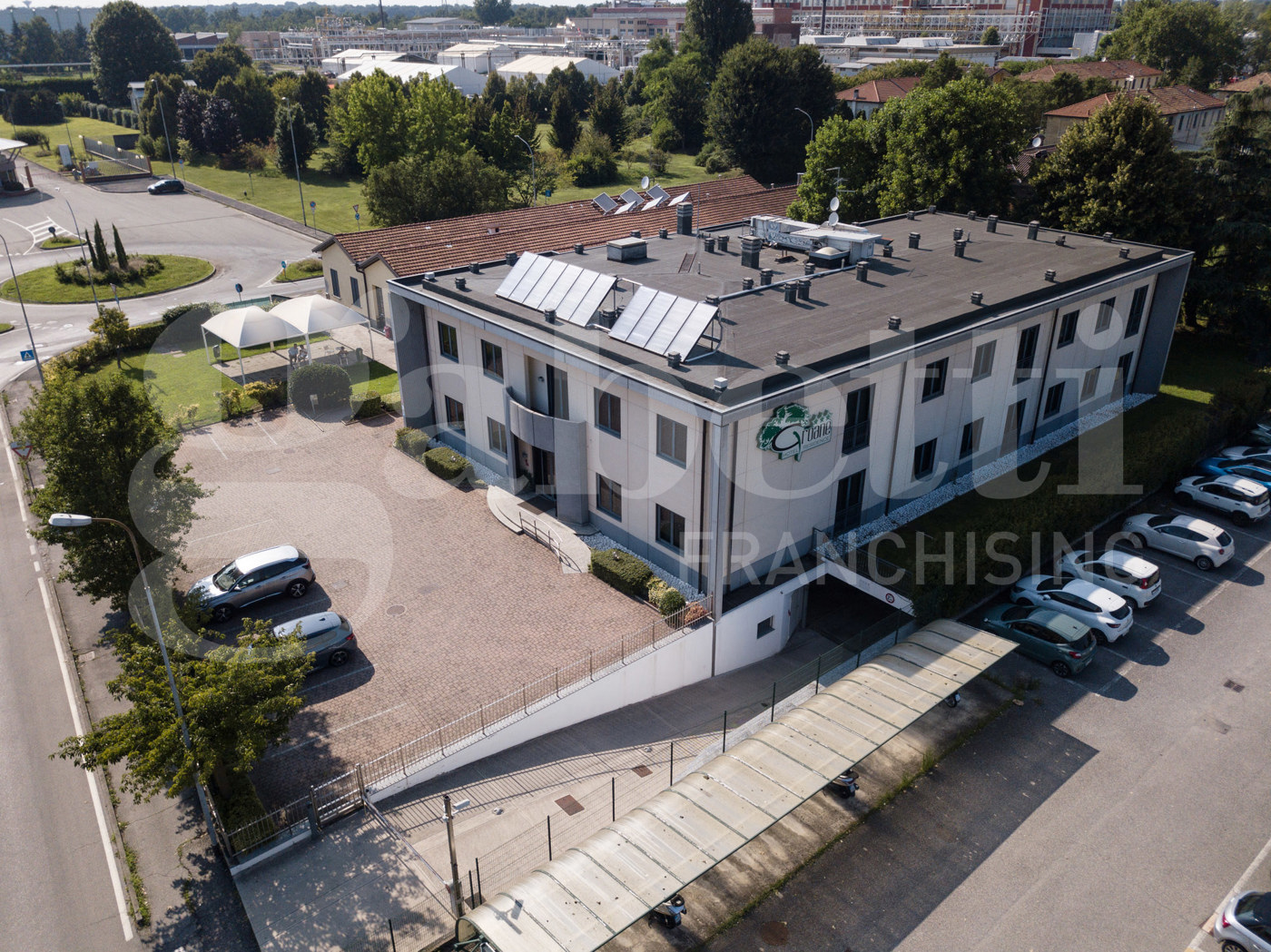 Attivit commerciale Albergo in vendita a Cesano Maderno