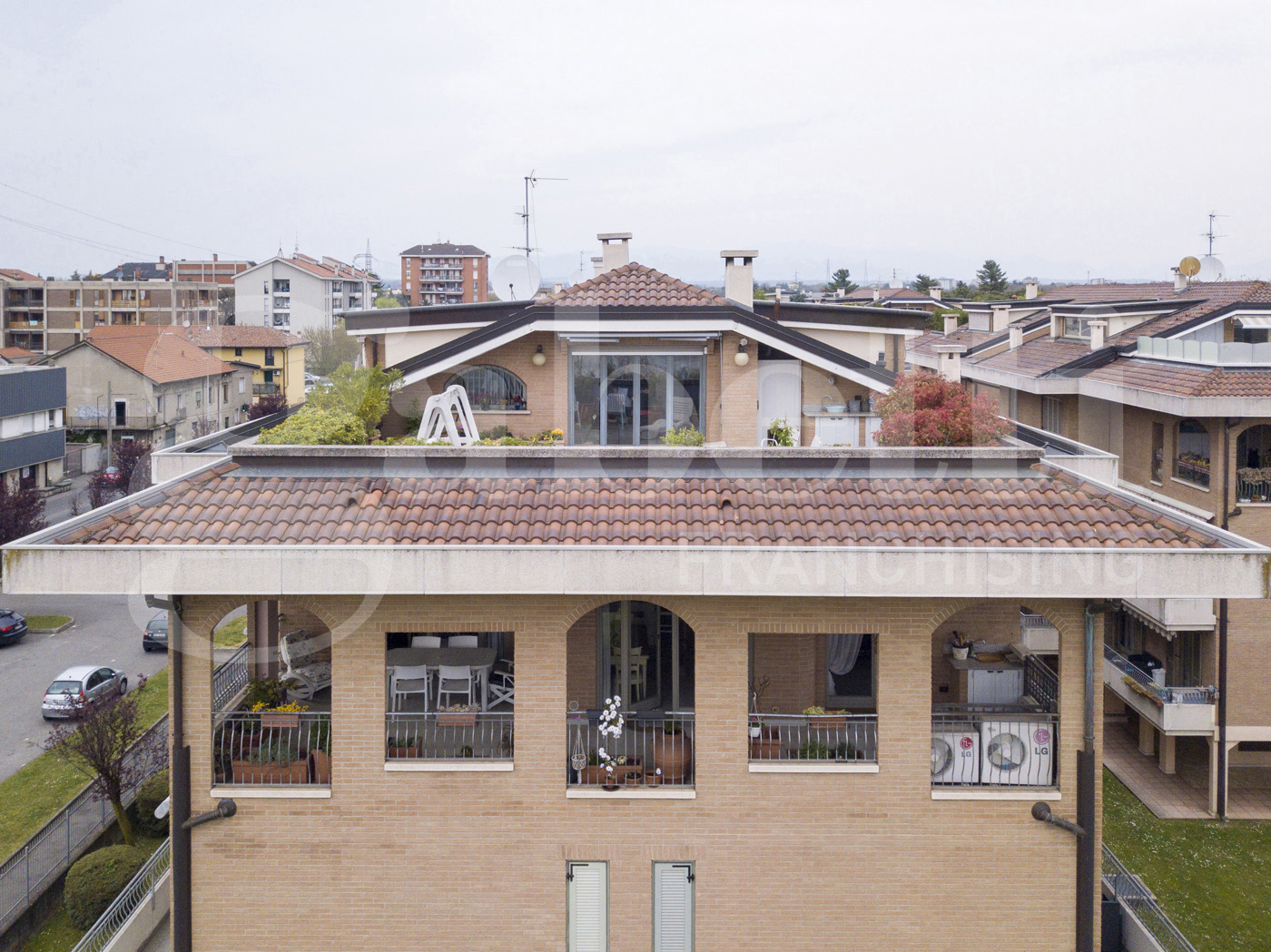 Attico con box doppio a Cesano Maderno