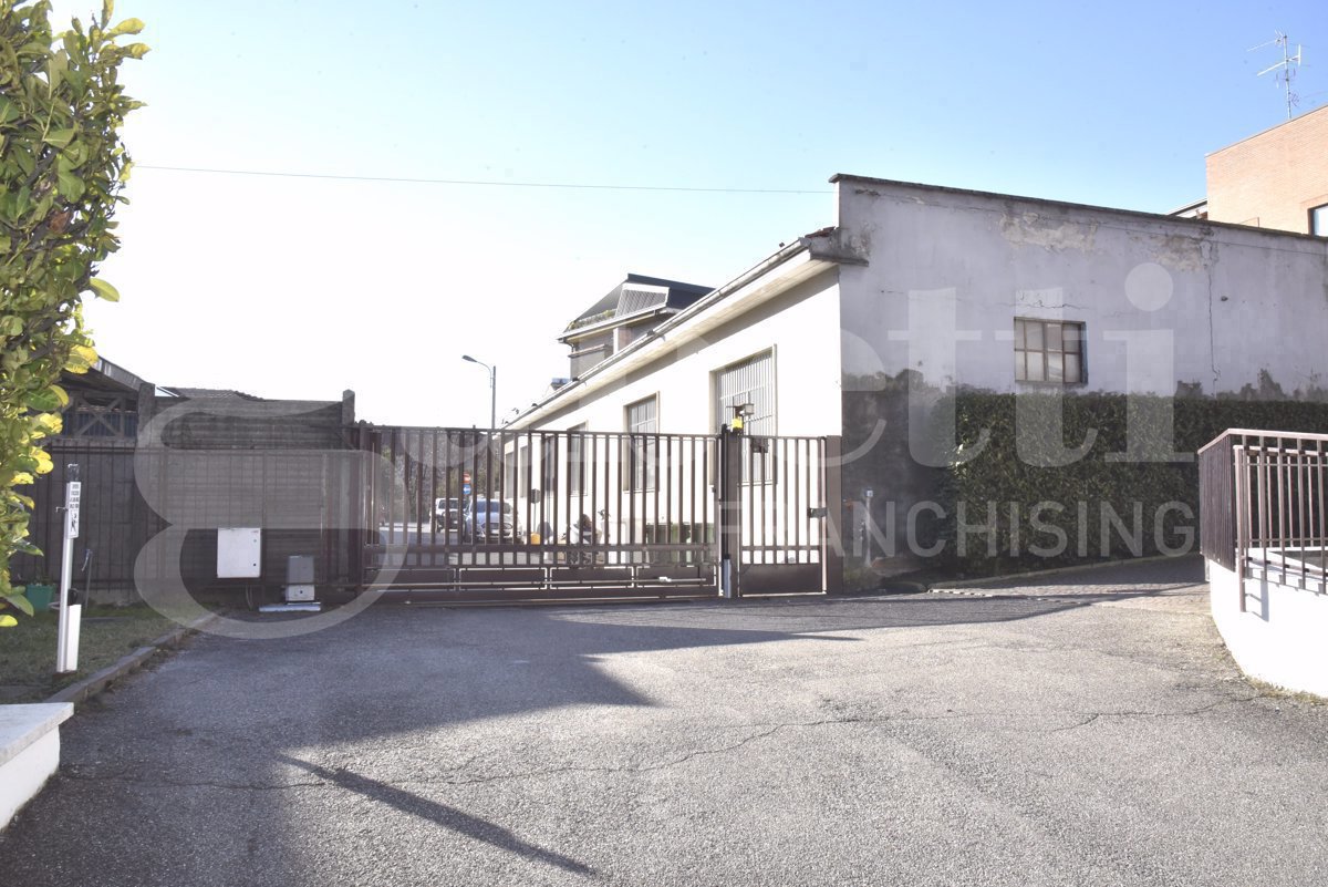 Magazzino in affitto a Bovisio Masciago