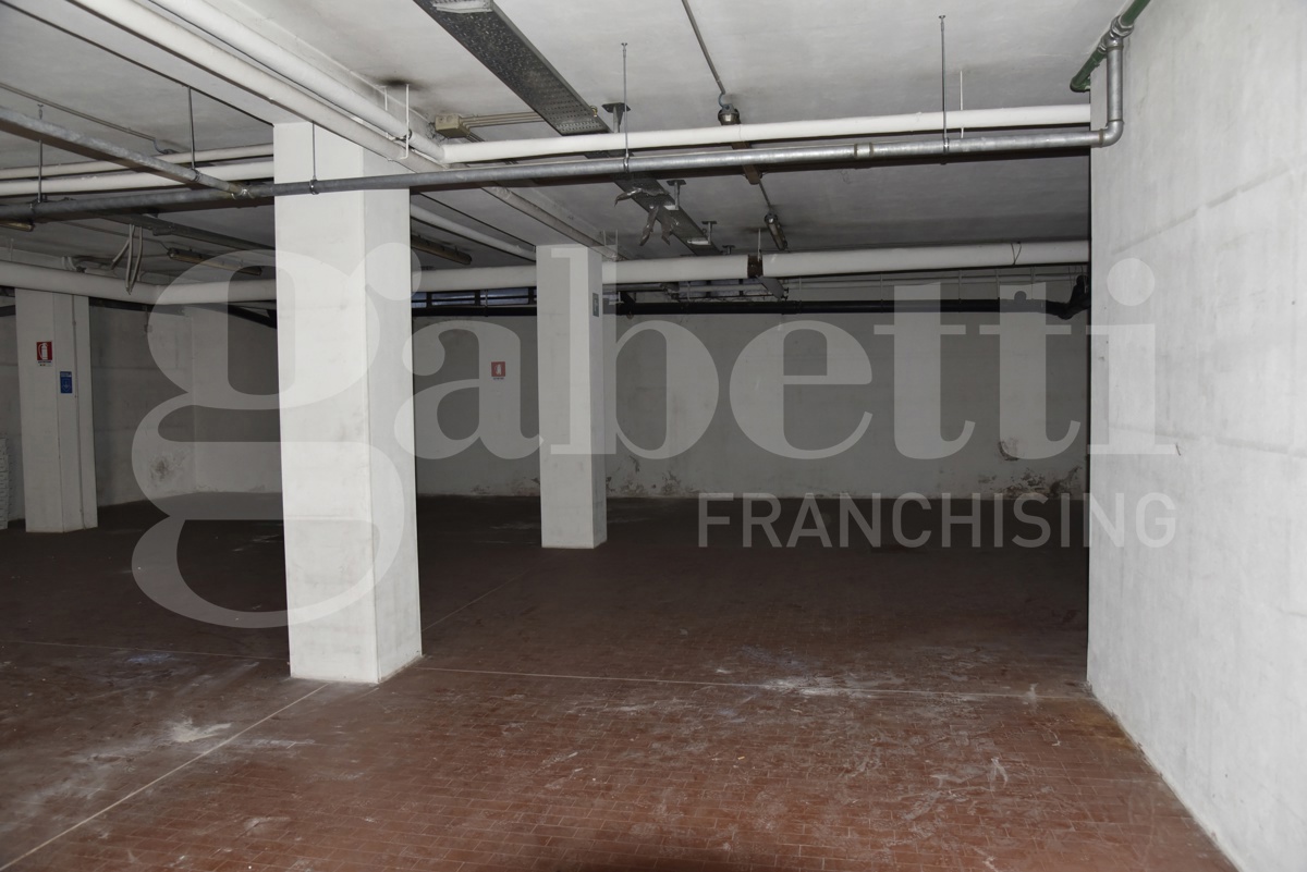 Magazzino in affitto a Bovisio Masciago