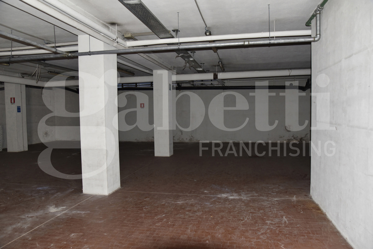 Magazzino in affitto a Bovisio Masciago