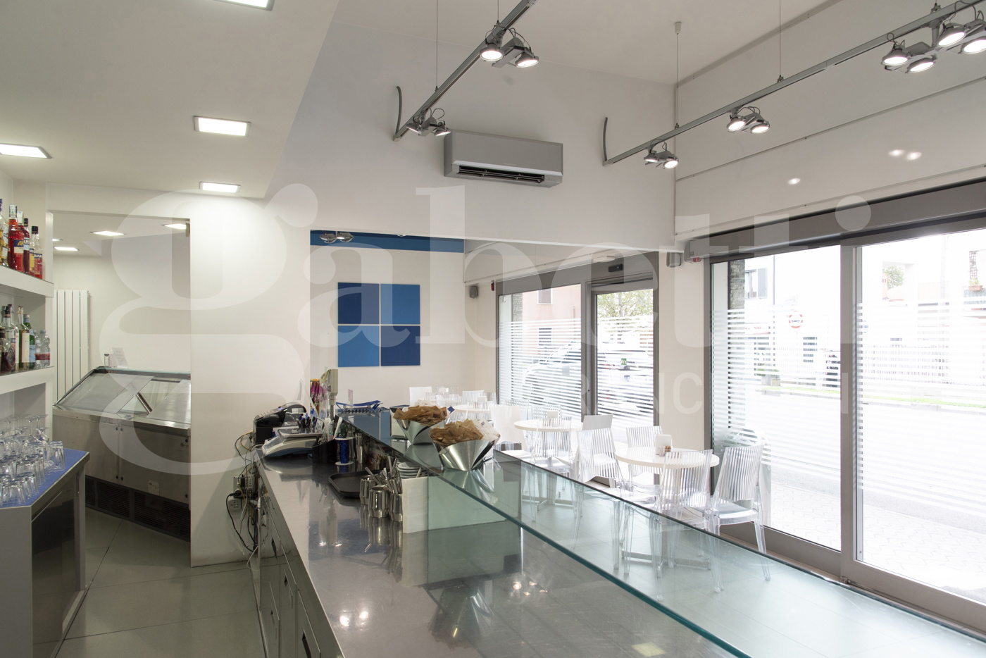 Attivit� commerciale Bar e tabacchi in vendita a Cesano Maderno