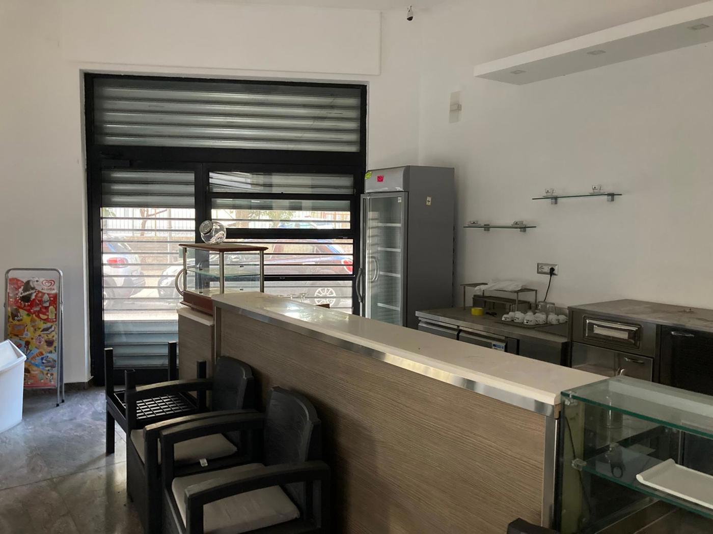 Negozio in affitto a Battipaglia