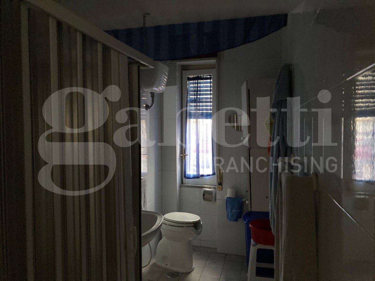 Trilocale da ristrutturare a Battipaglia