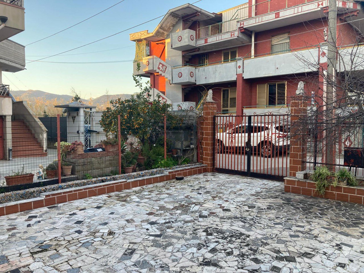 Appartamento in vendita a Montecorvino Rovella