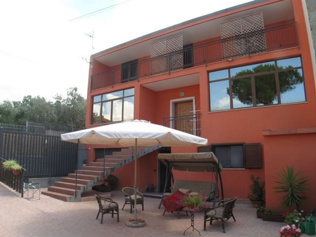 Villa ristrutturata a Battipaglia