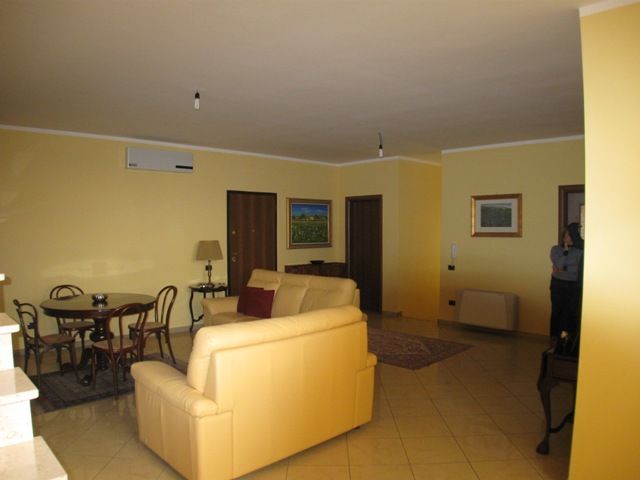 Villa ristrutturata a Battipaglia