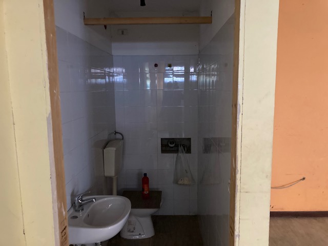 Negozio in affitto a Battipaglia