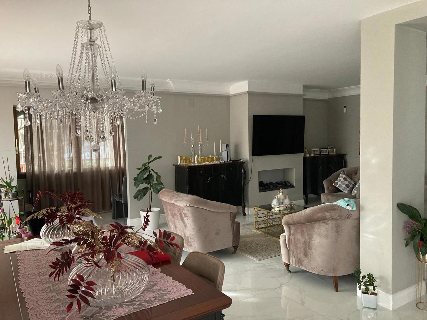 Villa in vendita a Montecorvino Rovella