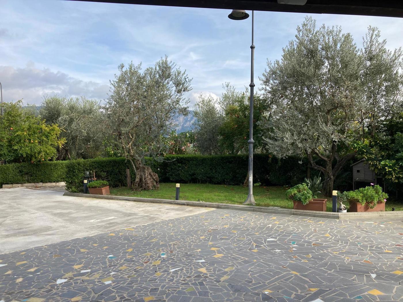 Villa in vendita a Montecorvino Rovella