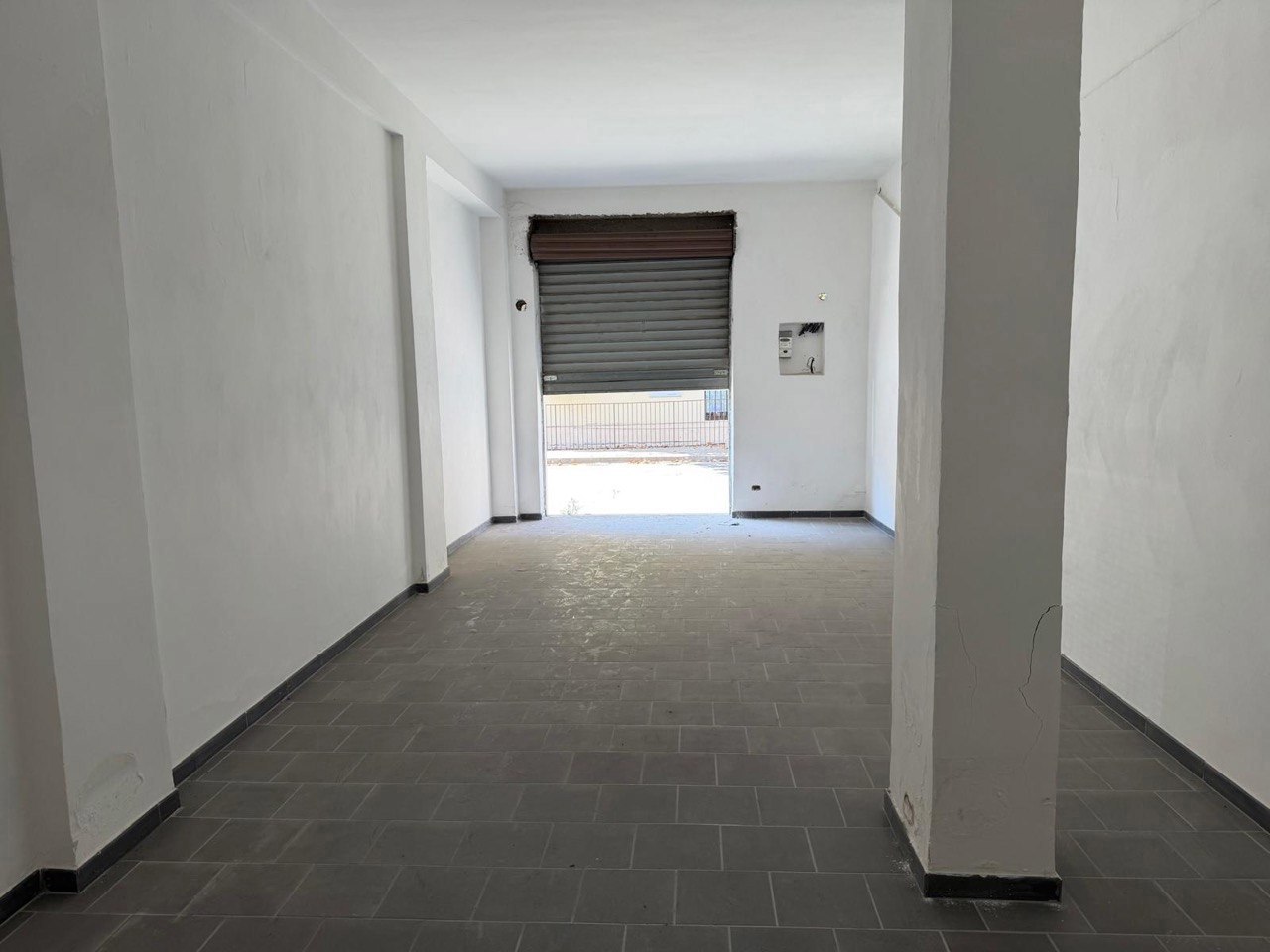 Negozio in vendita a Battipaglia