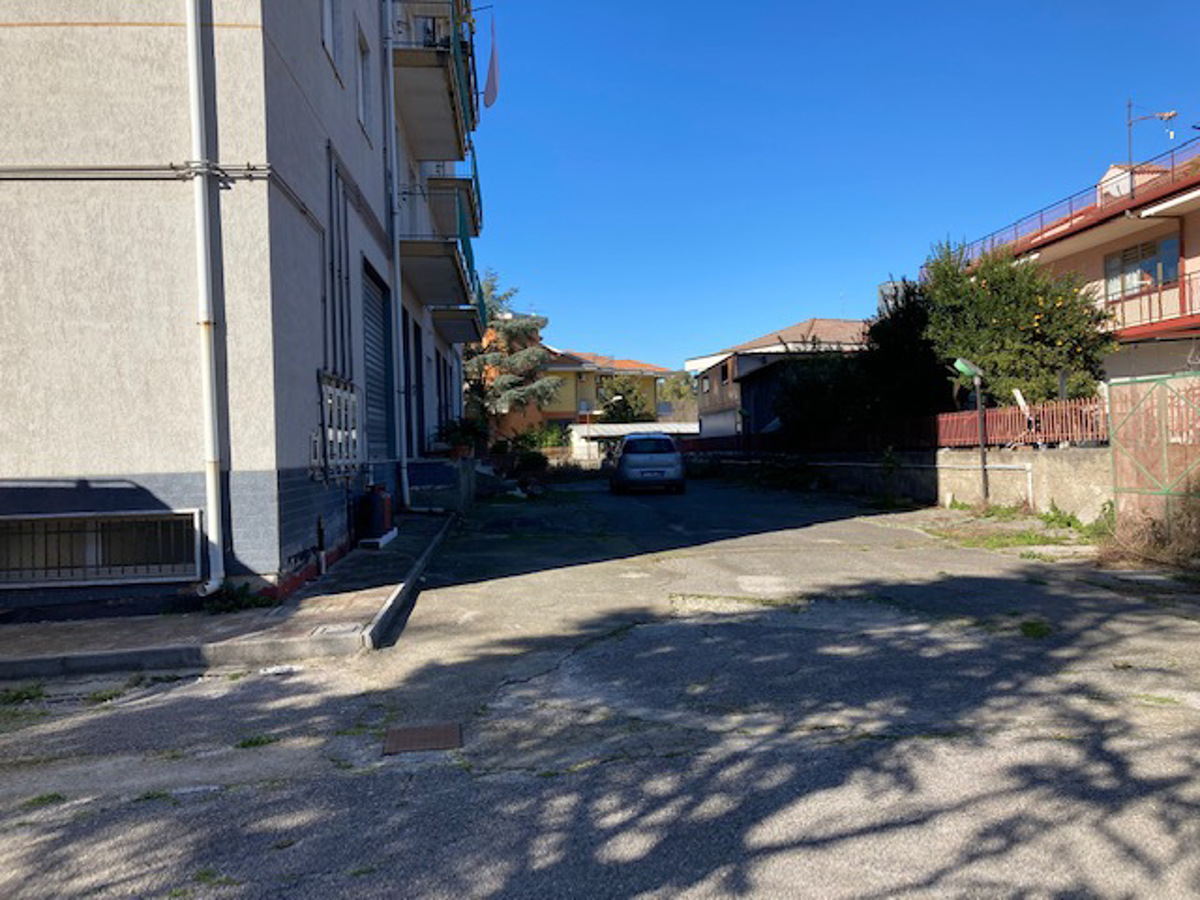 Capannone in vendita a Pontecagnano Faiano