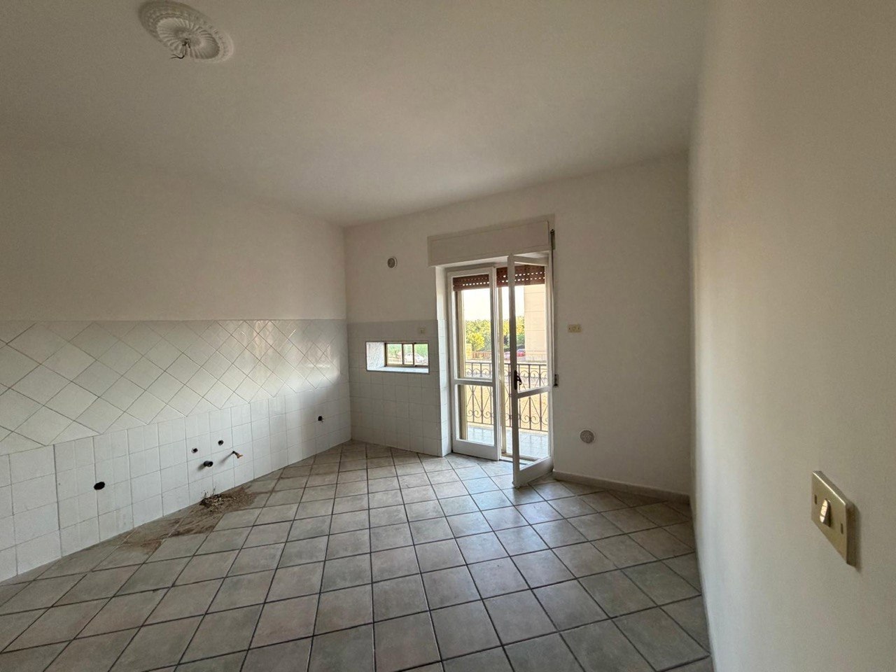 Quadrilocale in vendita a Battipaglia
